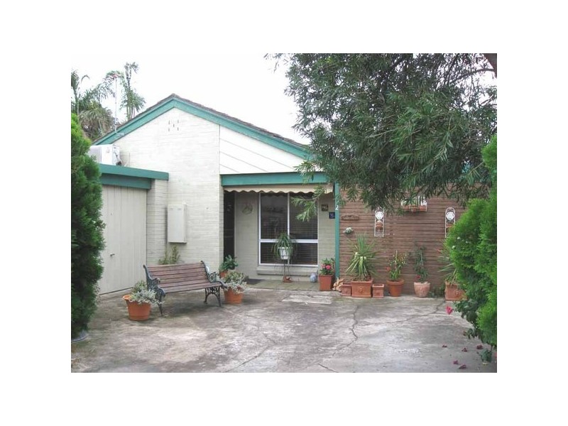 24 Newton Street, Seaford VIC 3198