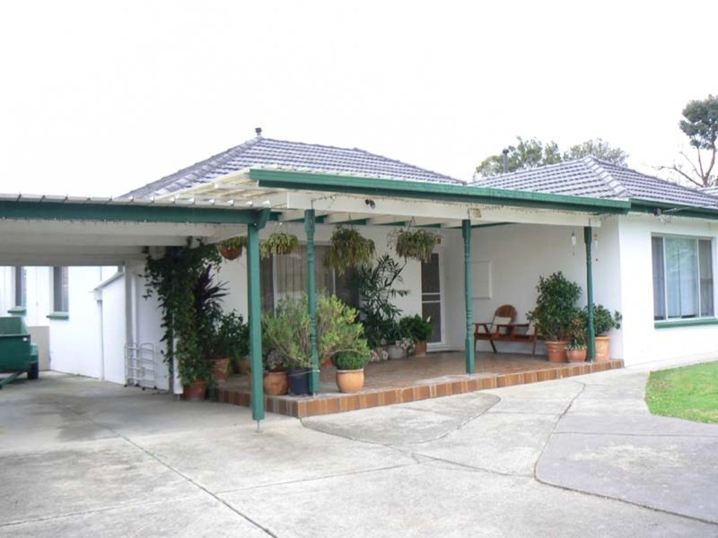 10 Carlton Road, Dandenong North VIC 3175