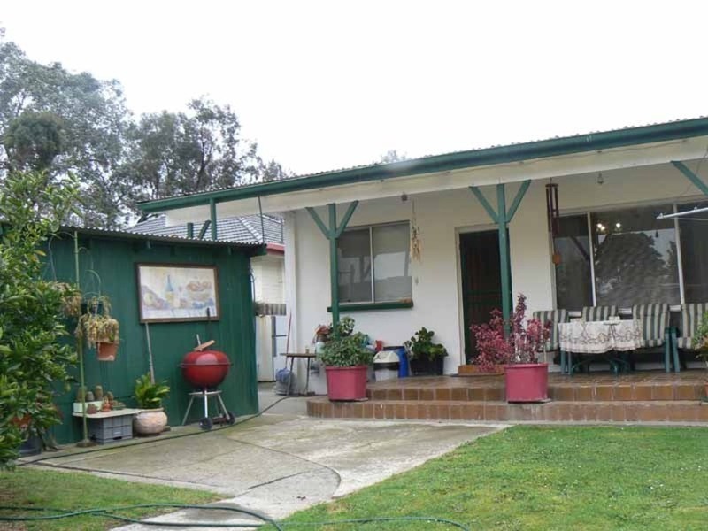 10 Carlton Road, Dandenong North VIC 3175