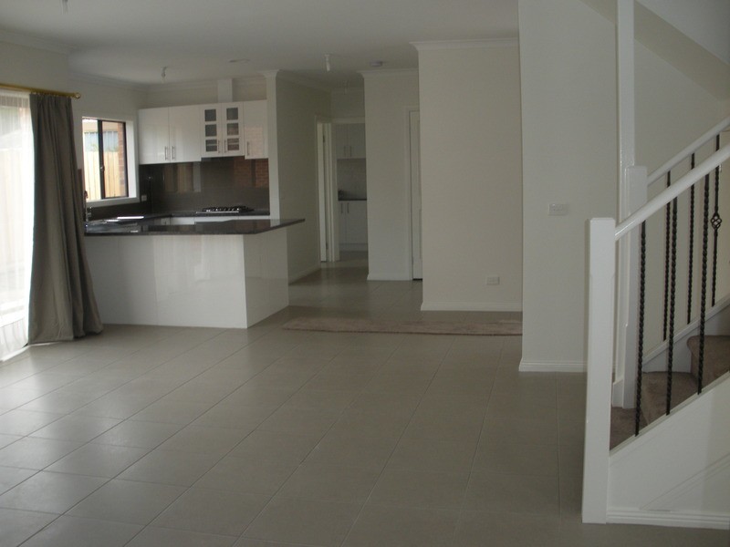 3/3 Jeffrey Street, Dandenong VIC 3175