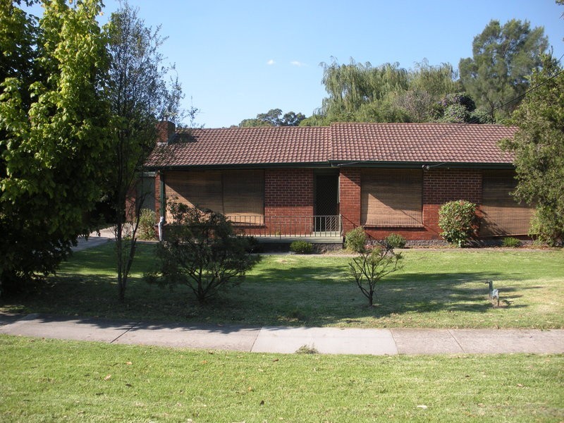 1/99 Princes Highway, Beaconsfield VIC 3807