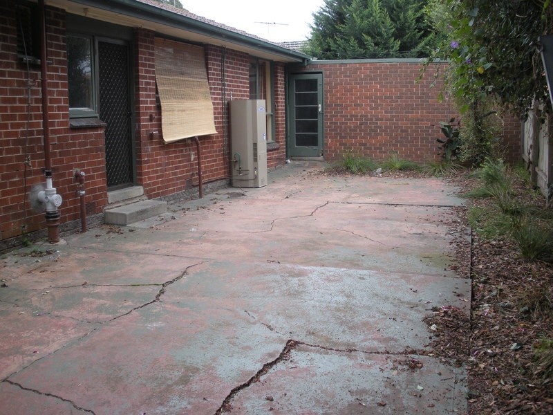 1/99 Princes Highway, Beaconsfield VIC 3807