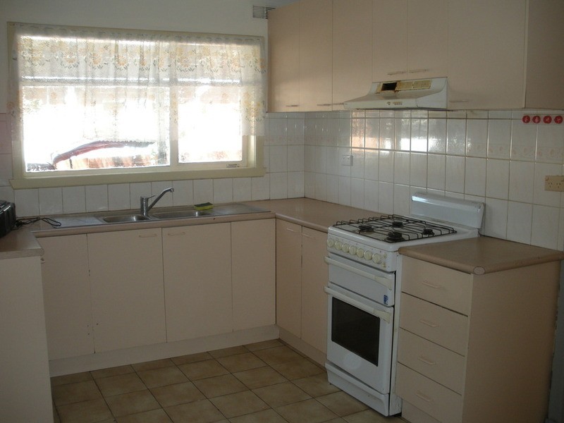 195 Gladstone Road, Dandenong VIC 3175