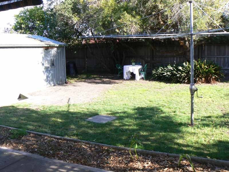 20 Shalimar Crescent, Dandenong North VIC 3175