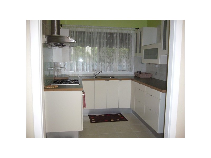 6 Nigra Street, Doveton VIC 3177