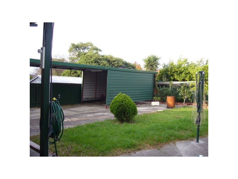 6 Nigra Street, Doveton VIC 3177