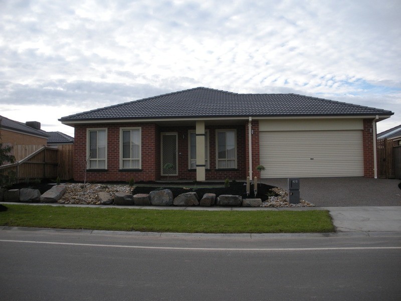 46 Thunderbolt Drive, Cranbourne East VIC 3977