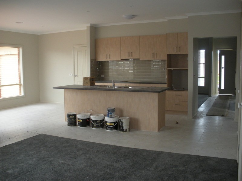 46 Thunderbolt Drive, Cranbourne East VIC 3977
