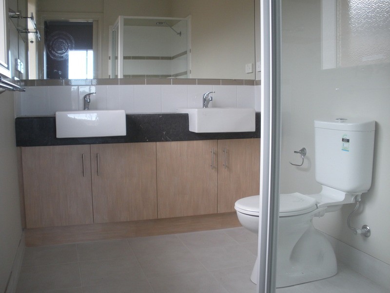 46 Thunderbolt Drive, Cranbourne East VIC 3977