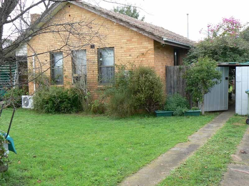 15 Menzies Avenue, Dandenong North VIC 3175