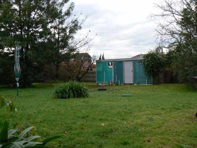 15 Menzies Avenue, Dandenong North VIC 3175