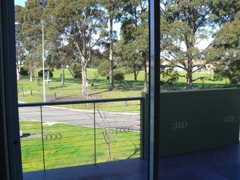 2/87 Keneally Street, Dandenong VIC 3175