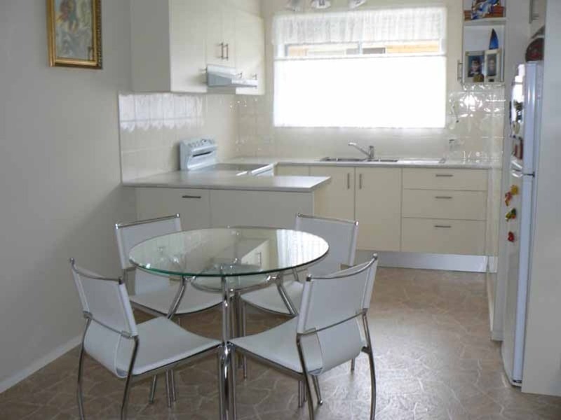 2/21 Vincent Crescent, Noble Park VIC 3174