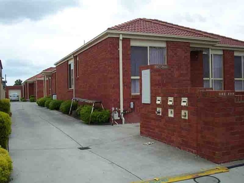 3/28 Canberra Avenue, Dandenong South VIC 3175