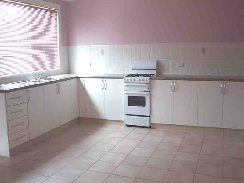 3/28 Canberra Avenue, Dandenong South VIC 3175