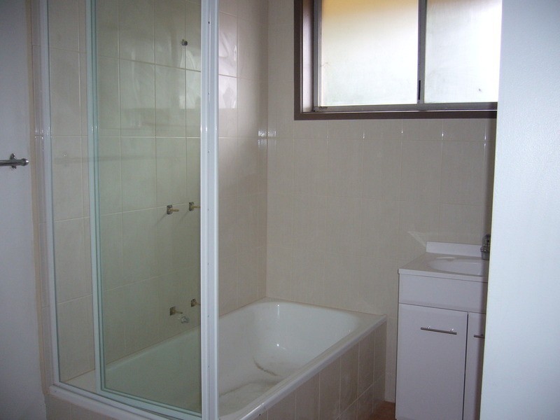 1/249 Gladstone Road, Dandenong VIC 3175