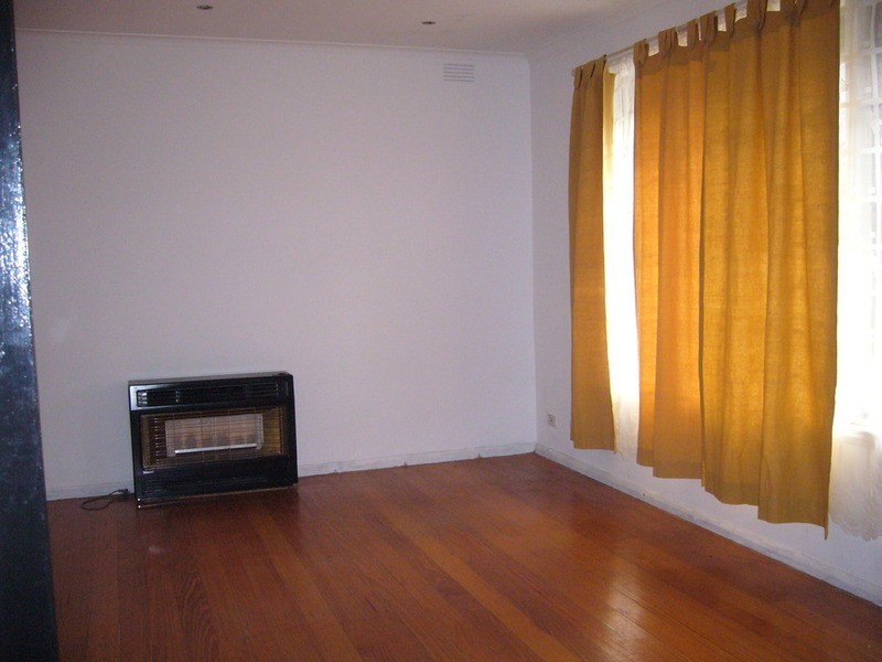 1 Carmen Street, Dandenong VIC 3175