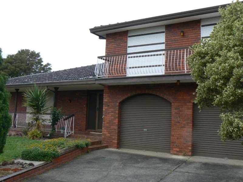 126 Rawdon Hill Drive, Dandenong North VIC 3175