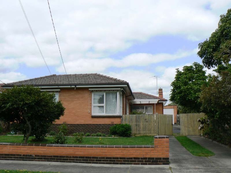 20 Grace Avenue, Dandenong VIC 3175