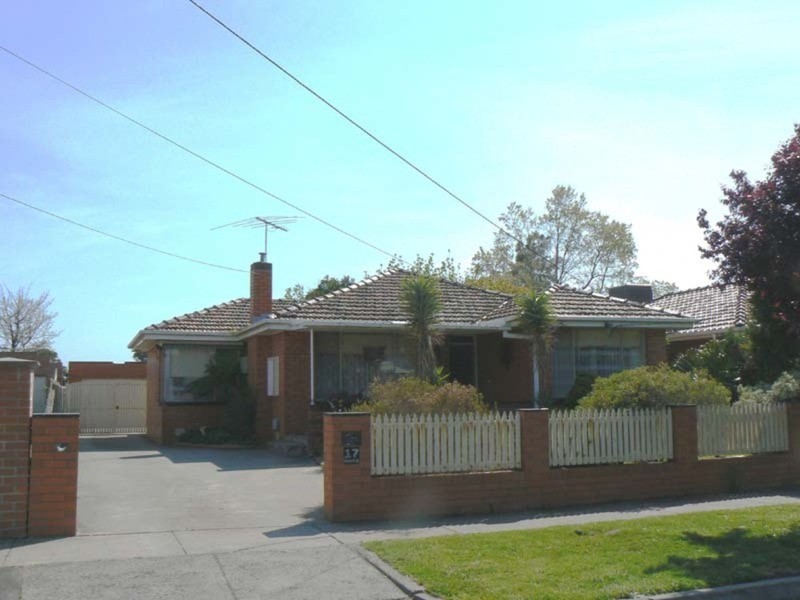 17 Gerard Street, Dandenong VIC 3175