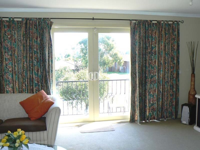 264 James Cook Drive, Endeavour Hills VIC 3802