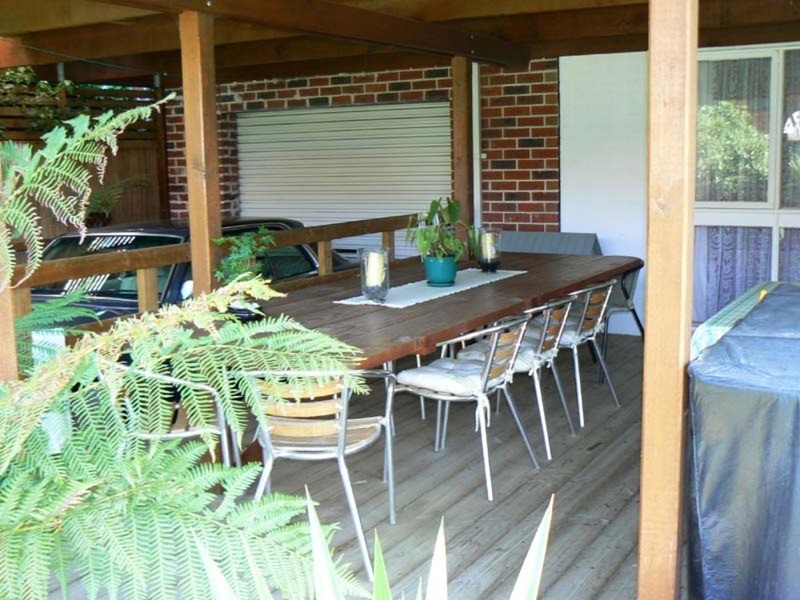 264 James Cook Drive, Endeavour Hills VIC 3802