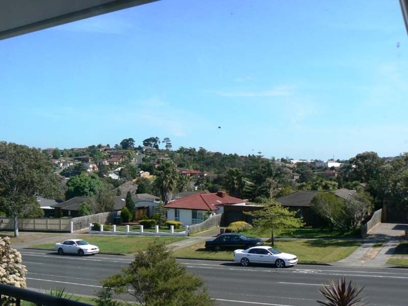 264 James Cook Drive, Endeavour Hills VIC 3802