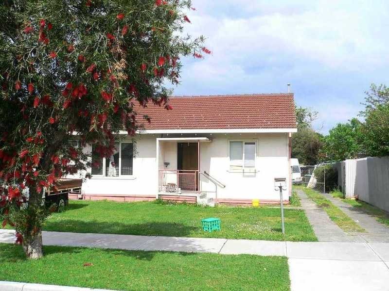 1 Kanooka Grove, Doveton VIC 3177