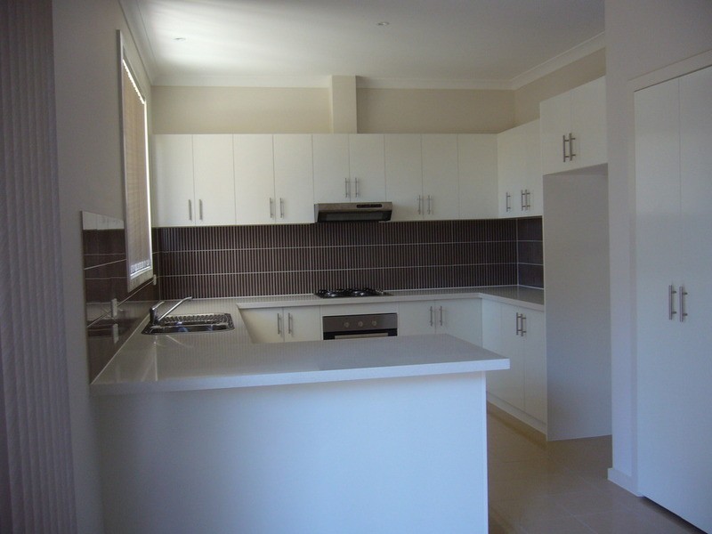 11/7 Baileyana Street, Endeavour Hills VIC 3802