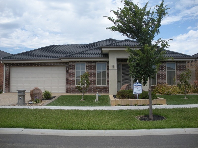 10 Gladys Court, Berwick VIC 3806