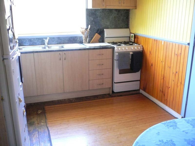 32 Lexton Avenue, Dandenong VIC 3175