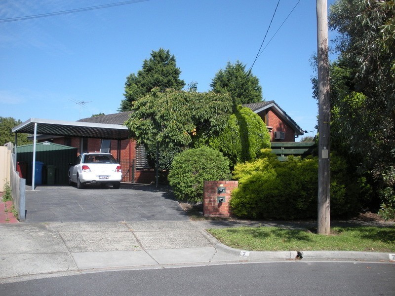 7 Brook Court, Hampton Park VIC 3976