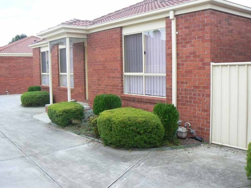 2/28 Canberra Avenue, Dandenong VIC 3175