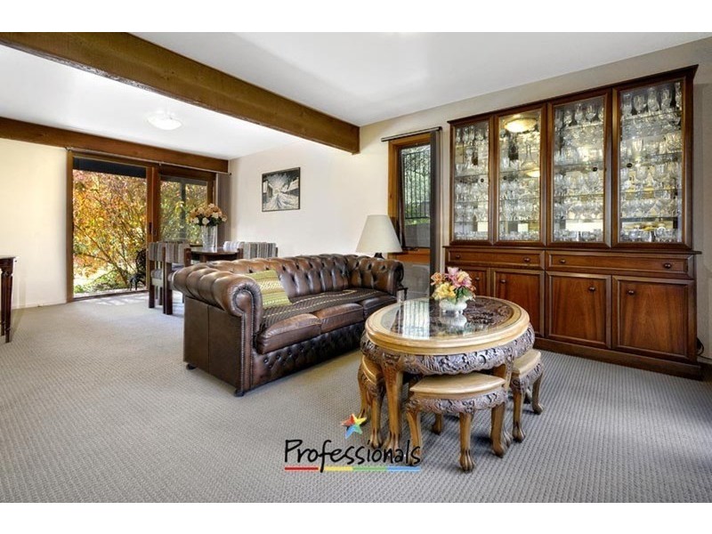 14 Griffin Parade, Illawong NSW 2234