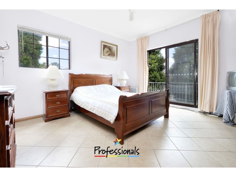 9 Empire Place, Illawong NSW 2234