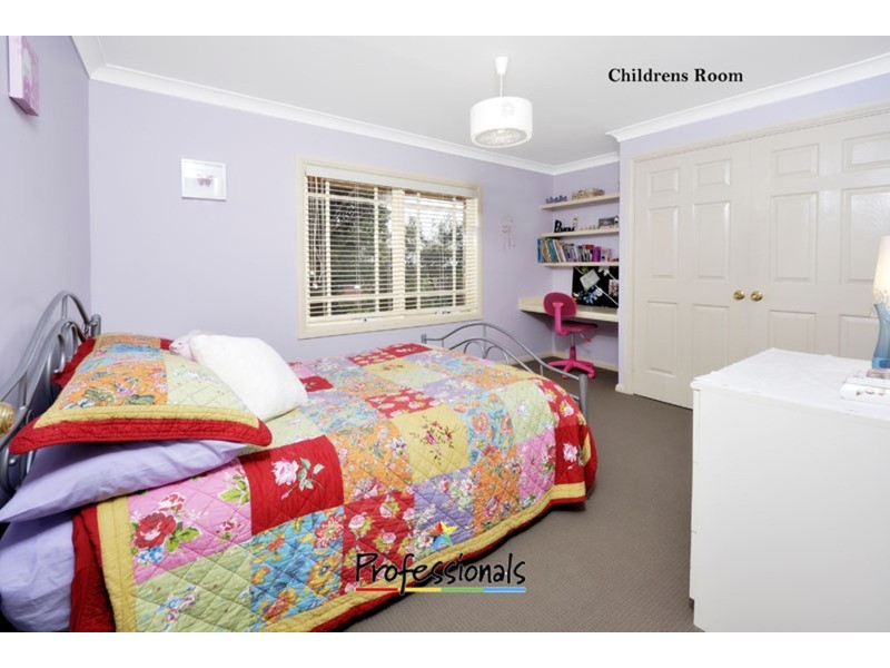 6 Sproule Road, Illawong NSW 2234