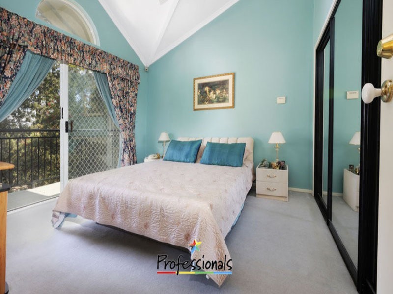 56 Barnes Crescent, Menai NSW 2234