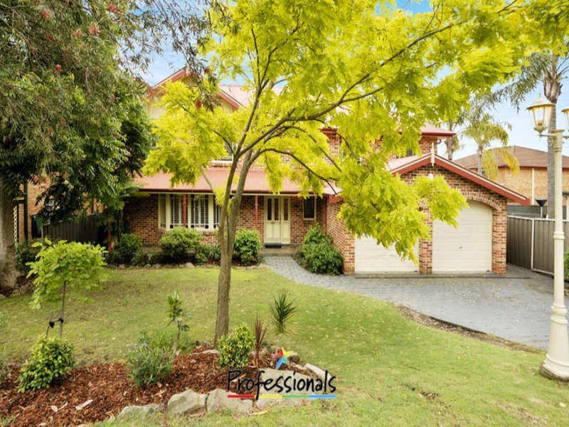 6 Sproule Road, Illawong NSW 2234
