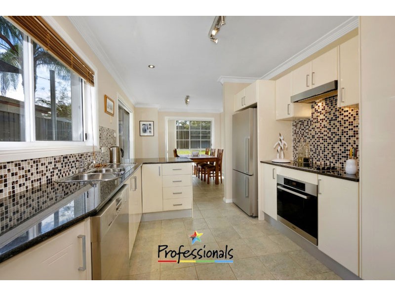 10A Havannah Place, Illawong NSW 2234
