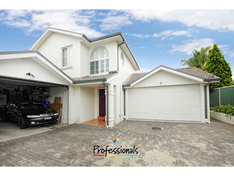 10A Havannah Place, Illawong NSW 2234