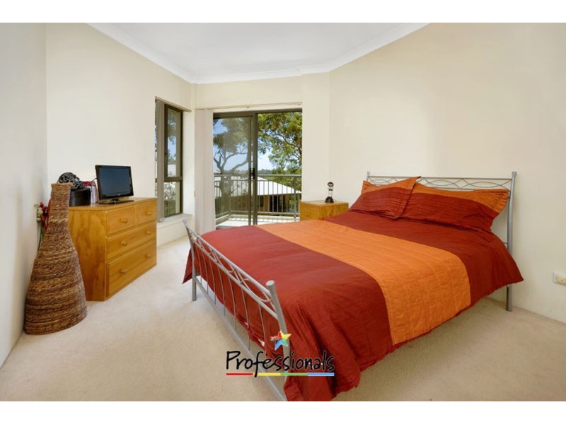 12/82-90 Allison Crescent, Menai NSW 2234