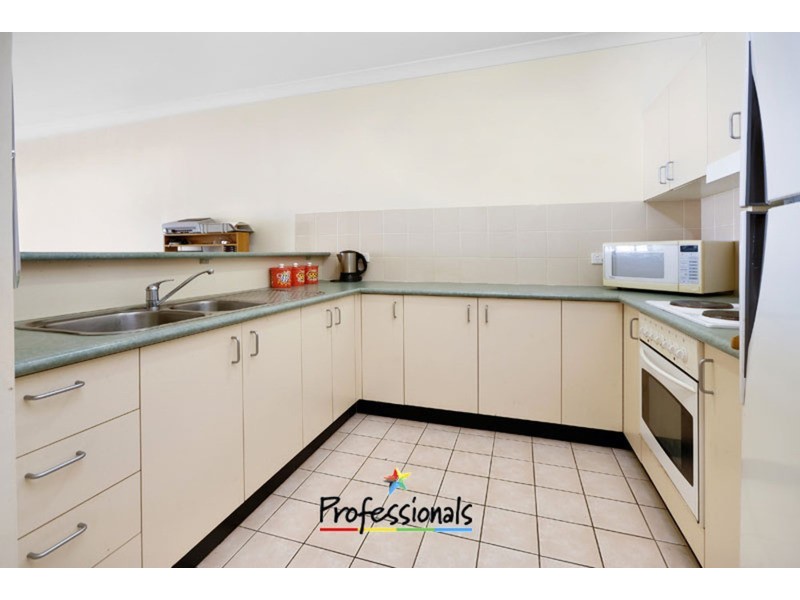 12/82-90 Allison Crescent, Menai NSW 2234