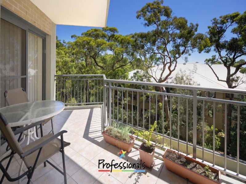 12/82-90 Allison Crescent, Menai NSW 2234