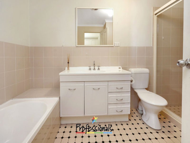 12/82-90 Allison Crescent, Menai NSW 2234