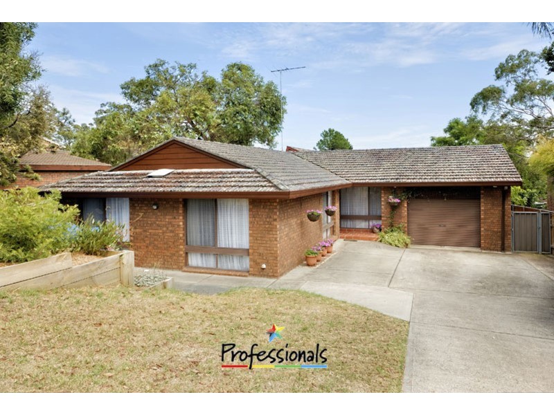 105 Hall Drive, Menai NSW 2234