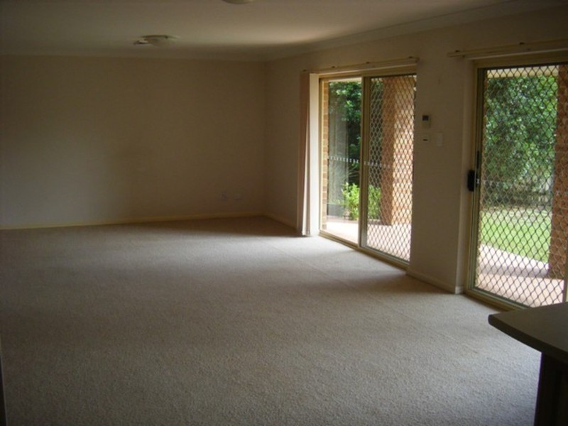 3/2-4 Bataan Close, Illawong NSW 2234