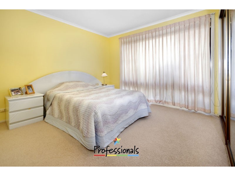 14 Northbrook Place, Illawong NSW 2234