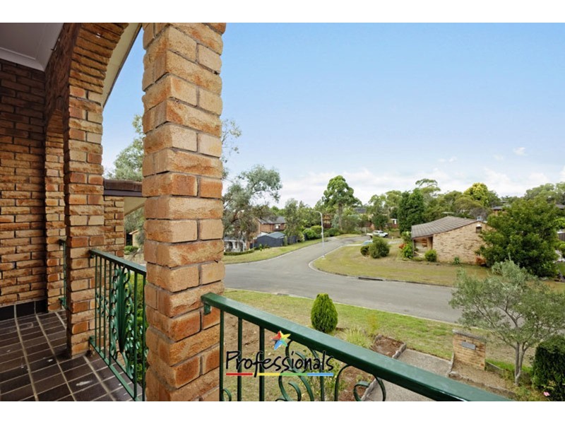 9 Empire Place, Illawong NSW 2234
