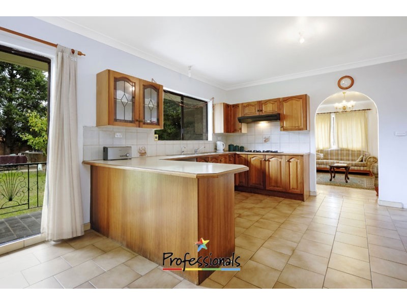 9 Empire Place, Illawong NSW 2234