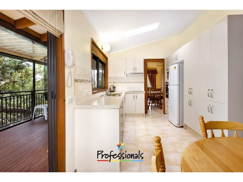 30 Hobart Place, Illawong NSW 2234